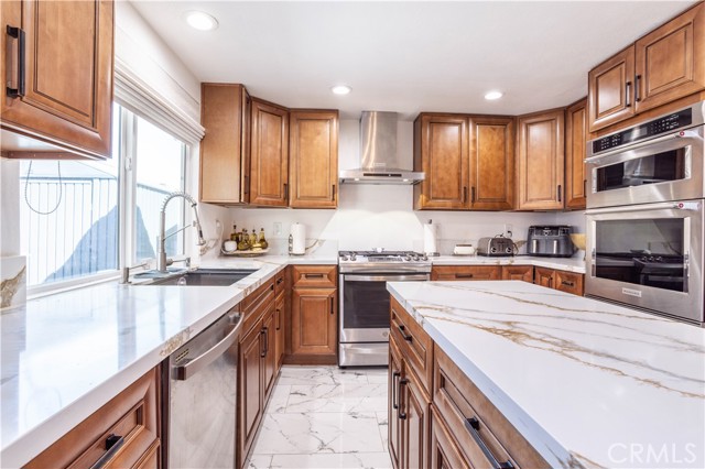 Detail Gallery Image 14 of 31 For 43921 30th St, Lancaster,  CA 93535 - 4 Beds | 2 Baths
