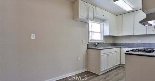 Detail Gallery Image 8 of 15 For 17923 Dorsey Way, Fontana,  CA 92335 - 3 Beds | 1 Baths