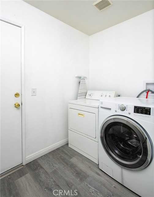 Detail Gallery Image 20 of 23 For 45451 Pickford Ave, Lancaster,  CA 93534 - 3 Beds | 2 Baths