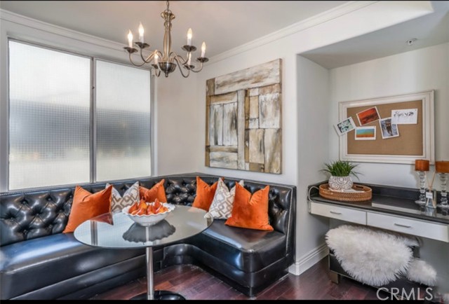 1819 Holmby Avenue, Los Angeles CA: https://media.crmls.org/medias/3496fcce-5cf9-4731-b77a-2912da997653.jpg