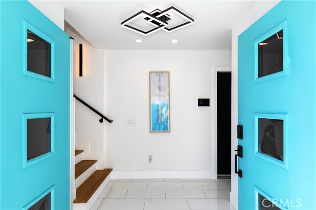 4651 Los Patos Avenue, Huntington Beach CA: https://media.crmls.org/medias/34970983-3602-4513-abd1-6fd315f77be7.jpg