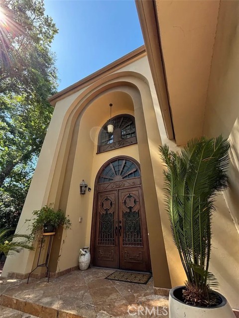 Detail Gallery Image 1 of 52 For 22349 Dolorosa St, Woodland Hills,  CA 91367 - 6 Beds | 7/1 Baths