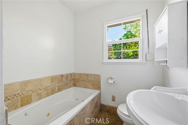 Detail Gallery Image 22 of 27 For 16036 Septo, North Hills,  CA 91343 - 3 Beds | 2 Baths