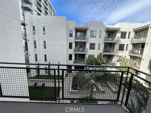 2404 Nolita, Irvine CA: https://media.crmls.org/medias/34982691-a154-4f7b-bdd4-3a2e2217aa02.jpg