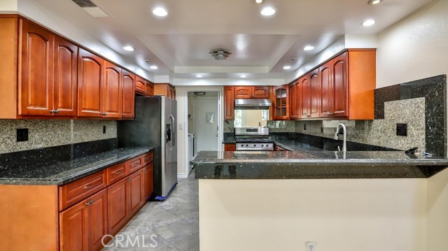 Detail Gallery Image 5 of 18 For 8887 Grandville Cir #13,  Westminster,  CA 92683 - 3 Beds | 2/1 Baths