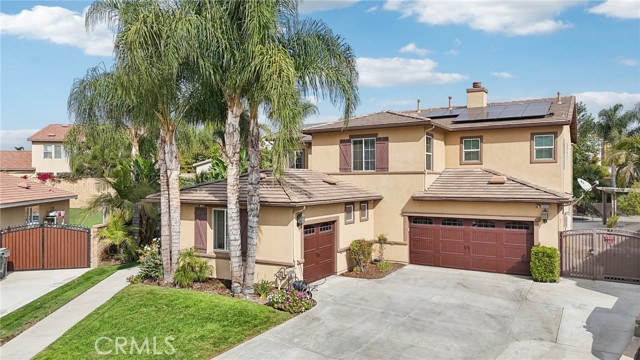 Detail Gallery Image 1 of 60 For 13420 Running Deer Cir, Corona,  CA 92880 - 5 Beds | 3/1 Baths