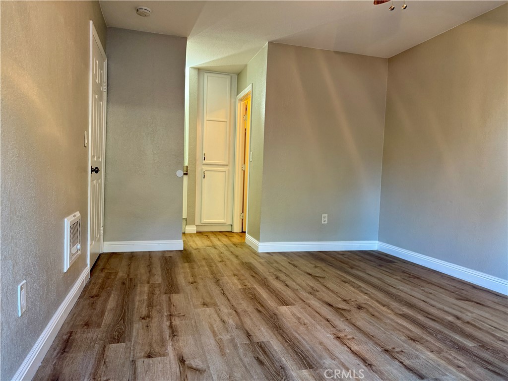 432 Edgehill - photo 15