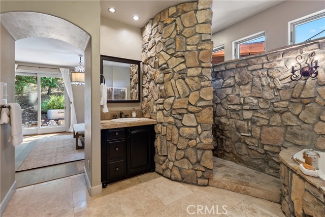 Detail Gallery Image 35 of 75 For 6360 Navarette, Atascadero,  CA 93422 - 4 Beds | 4 Baths