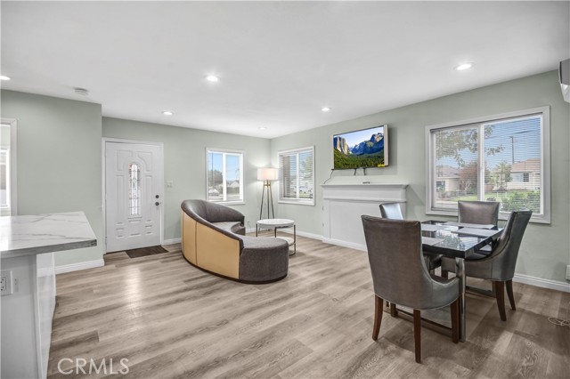 12811 Oaks Avenue, Chino CA: https://media.crmls.org/medias/349cf355-f0ad-4c2c-a258-f157ea4b7df9.jpg