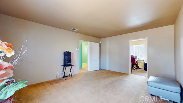 Detail Gallery Image 6 of 33 For 1934 W 108th St, Los Angeles,  CA 90047 - 4 Beds | 2 Baths