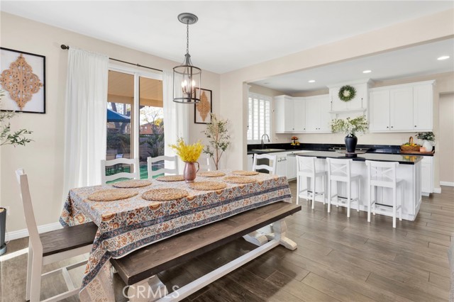 Detail Gallery Image 14 of 48 For 3925 Obsidian, San Bernardino,  CA 92407 - 4 Beds | 3 Baths