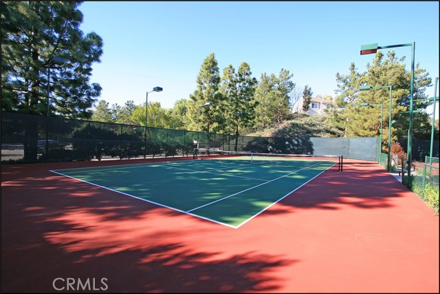 12 Stoneglen, Aliso Viejo CA: https://media.crmls.org/medias/349e7326-a6d5-49f9-a23a-0ab573fd8814.jpg
