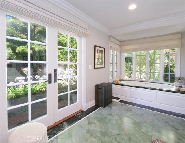 Detail Gallery Image 31 of 46 For 1300 Granvia Altamira, Palos Verdes Estates,  CA 90274 - 4 Beds | 3/2 Baths