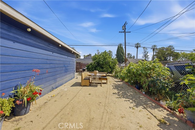 Detail Gallery Image 33 of 45 For 611 S Laurel Ave, Ontario,  CA 91762 - 4 Beds | 1 Baths