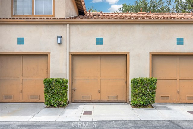 27 Timbre, Rancho Santa Margarita CA: https://media.crmls.org/medias/34a016be-6f82-4dac-8f23-b281a5ff7651.jpg