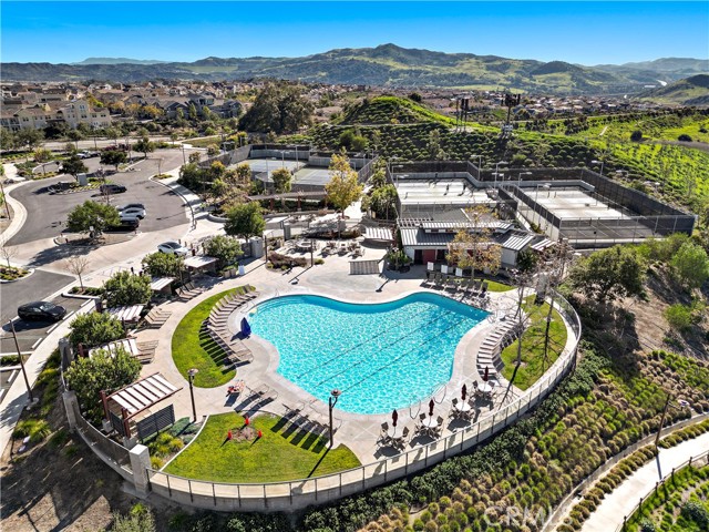 Detail Gallery Image 40 of 42 For 21 Promesa Ave, Rancho Mission Viejo,  CA 92694 - 3 Beds | 2/1 Baths