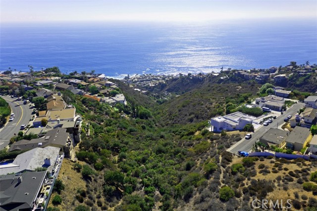 Detail Gallery Image 15 of 21 For 749 Marlin Drive Ave, Laguna Beach,  CA 92651 - – Beds | – Baths