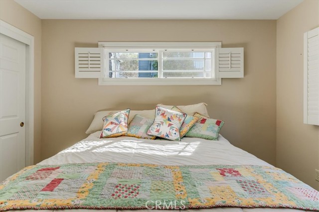 Image 28 of 65 For 550 Plymouth