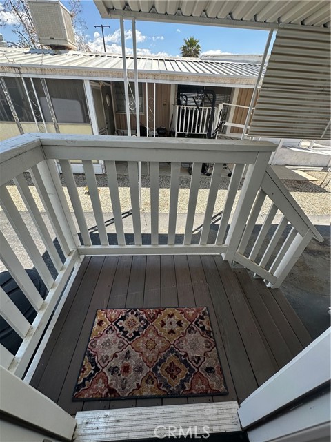 12830 6th, Yucaipa CA: https://media.crmls.org/medias/34a36485-a208-4b98-94c7-b9f364b250ab.jpg