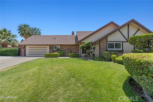 2520 Edam Street, Lancaster CA: https://media.crmls.org/medias/34a3ff4e-01ea-4b5f-8824-2c6492d52a2b.jpg