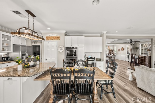 Detail Gallery Image 15 of 46 For 23799 Brookside Ct, Murrieta,  CA 92562 - 6 Beds | 3/1 Baths
