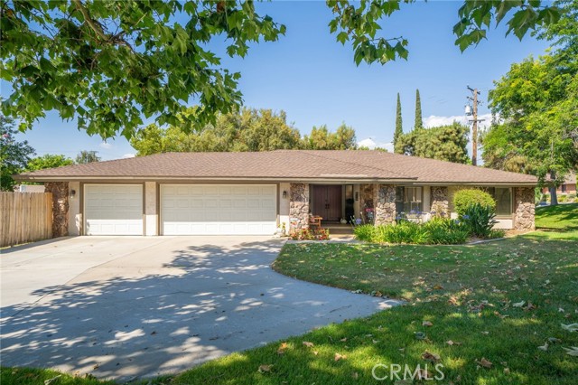 Detail Gallery Image 1 of 1 For 1519 Lynne Ct, Redlands,  CA 92373 - 4 Beds | 2 Baths