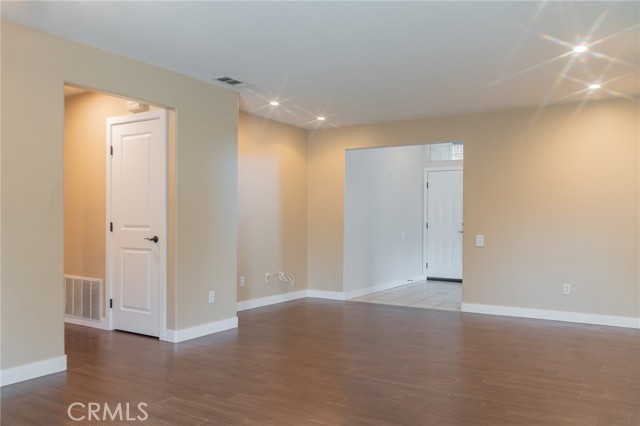 Detail Gallery Image 13 of 48 For 980 Creston Way, Beaumont,  CA 92223 - 4 Beds | 2 Baths