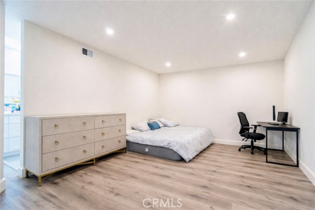 Detail Gallery Image 11 of 22 For 9543 Andover Cir, Fountain Valley,  CA 92708 - 3 Beds | 2 Baths