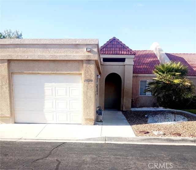 Detail Gallery Image 3 of 14 For 19038 Primrose Ln, Apple Valley,  CA 92308 - 2 Beds | 2 Baths