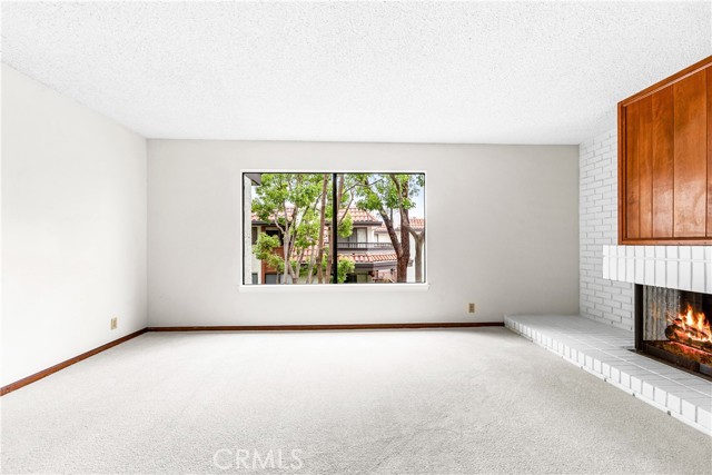 6222 Riviera Circle, Long Beach CA: https://media.crmls.org/medias/34a528db-d3b5-4c65-a1cd-22332209a87c.jpg
