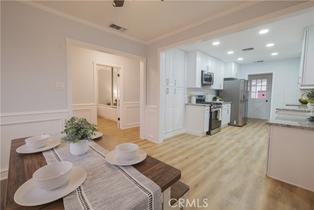 Detail Gallery Image 7 of 38 For 2545 Loomis St, Lakewood,  CA 90712 - 4 Beds | 2 Baths