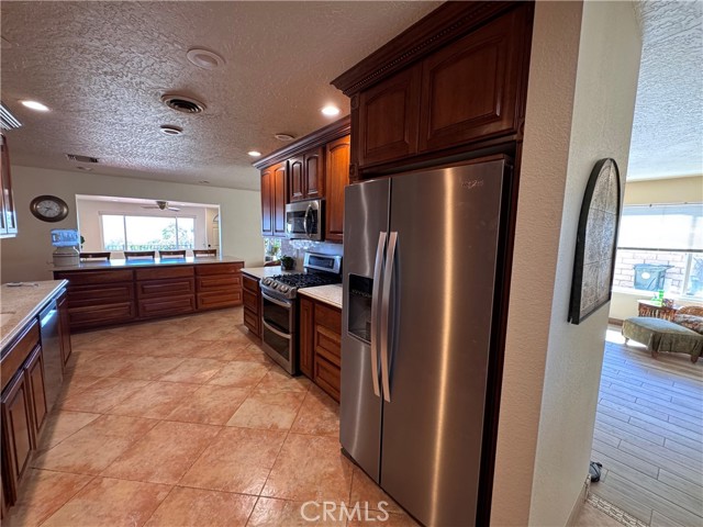 Detail Gallery Image 7 of 59 For 27568 Linda Vista Rd, Barstow,  CA 92311 - 3 Beds | 2 Baths