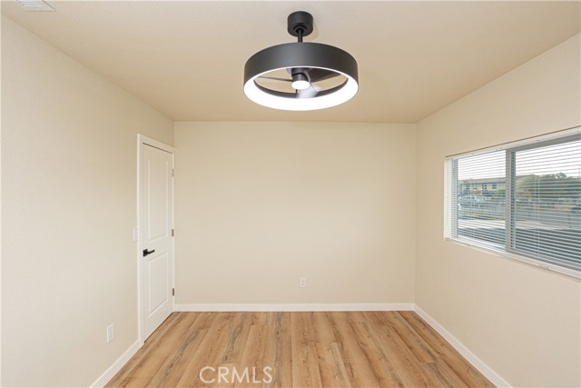 Detail Gallery Image 11 of 26 For 7877 Dundee Ave, Highland,  CA 92346 - 5 Beds | 2 Baths
