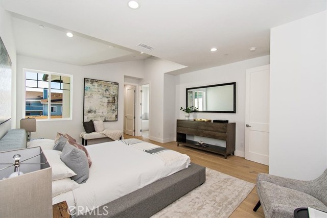 2406 Mathews Avenue, Redondo Beach, California 90278, 4 Bedrooms Bedrooms, ,3 BathroomsBathrooms,Residential,Sold,Mathews,SB21216654