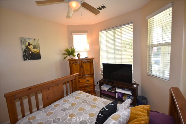 1886 Mount Verdugo Lane, Perris CA: https://media.crmls.org/medias/34a7849b-aa44-4090-af61-ee41e87c05f3.jpg