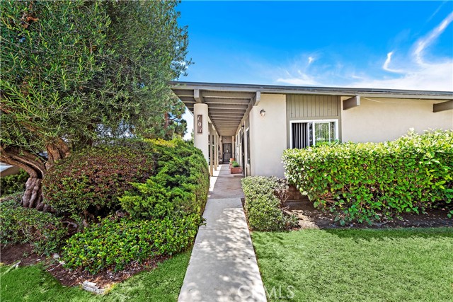 Image 2 for 101 Clearbrook Ln, Costa Mesa, CA 92626