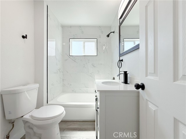 2109 E 113th Street, Los Angeles CA: https://media.crmls.org/medias/34a80c06-8c26-4a4f-ad25-c8584083e846.jpg