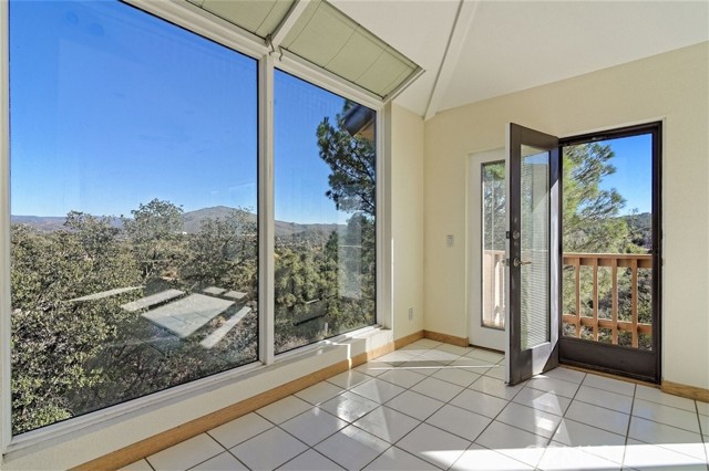 Detail Gallery Image 19 of 22 For 24142 Viejas Grade Rd, Descanso,  CA 91916 - 4 Beds | 4/1 Baths