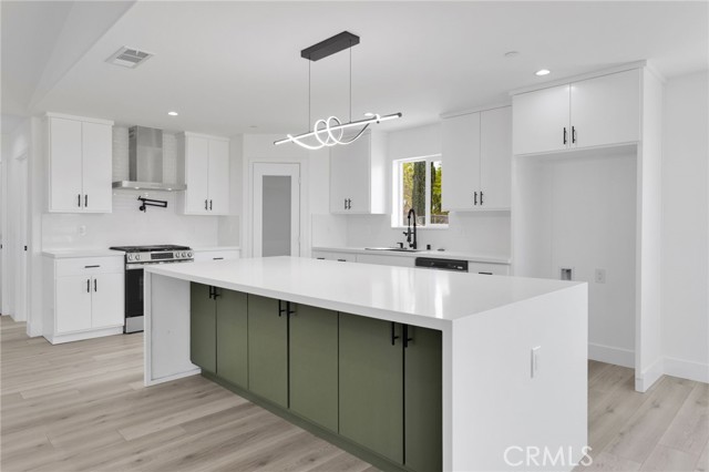 Detail Gallery Image 12 of 46 For 16212 Mesquite St, Hesperia,  CA 92345 - 4 Beds | 2/1 Baths
