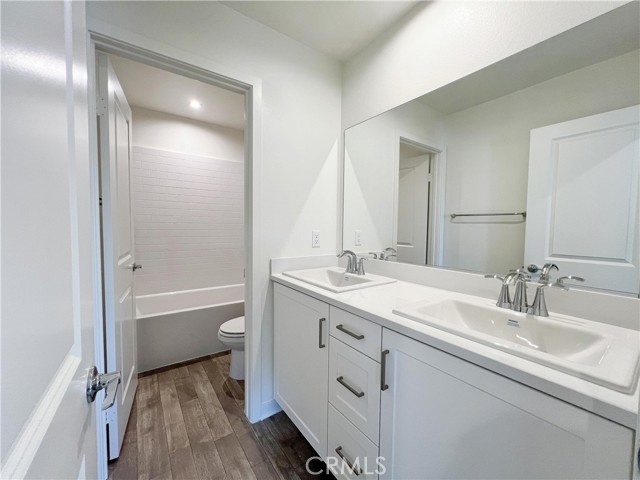 Detail Gallery Image 19 of 31 For 16068 Olivas Ln, Fontana,  CA 92336 - 4 Beds | 2/1 Baths