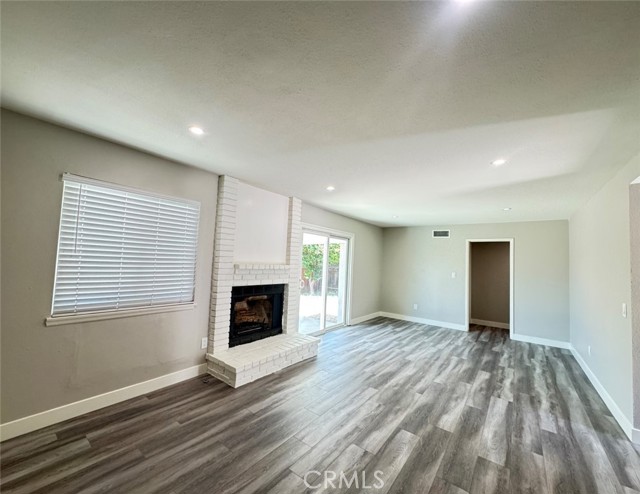 8667 Colorado Avenue, Riverside CA: https://media.crmls.org/medias/34a8c4e4-6787-4510-a1e2-2eb65768704b.jpg