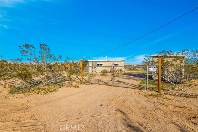 Detail Gallery Image 4 of 50 For 437 Mallow Rd, Landers,  CA 92285 - 0 Beds | 1 Baths