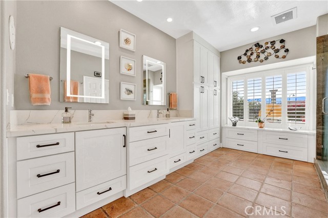 Image 21 of 45 For 17 Antibes  