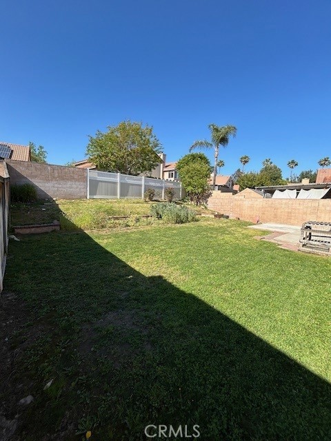 13646 Kings Canyon Court, Fontana CA: https://media.crmls.org/medias/34a9b5d1-6da0-4ea5-8479-cd76d8f92a28.jpg