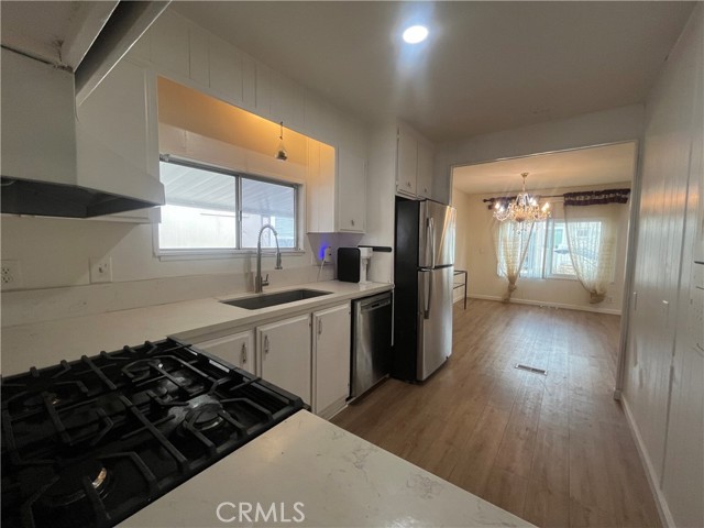 Detail Gallery Image 4 of 13 For 17700 S Western #160,  Gardena,  CA 90248 - 2 Beds | 2 Baths