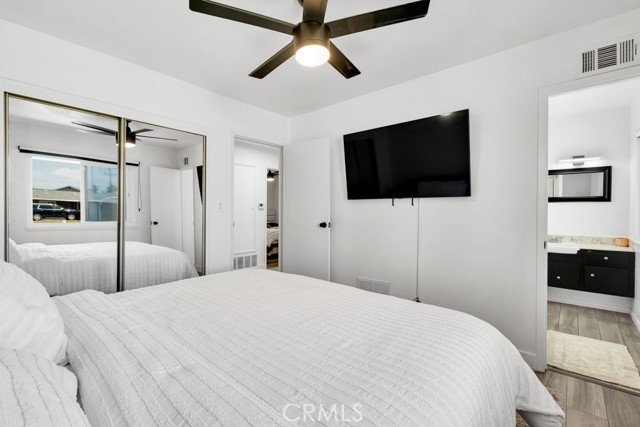2894 Helm Street, Simi Valley CA: https://media.crmls.org/medias/34aa5650-b56c-428d-895d-8367a0ca723d.jpg