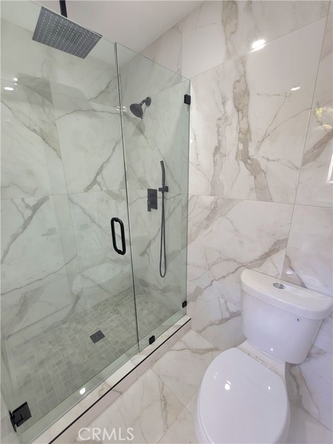 Detail Gallery Image 16 of 23 For 17148 Escalon, Encino,  CA 91436 - 4 Beds | 2/1 Baths