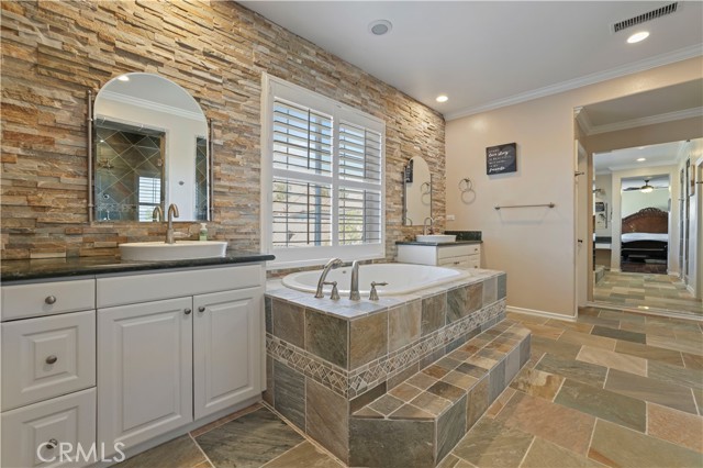 Image 37 of 63 For 26161 Quartz Mesa Lane