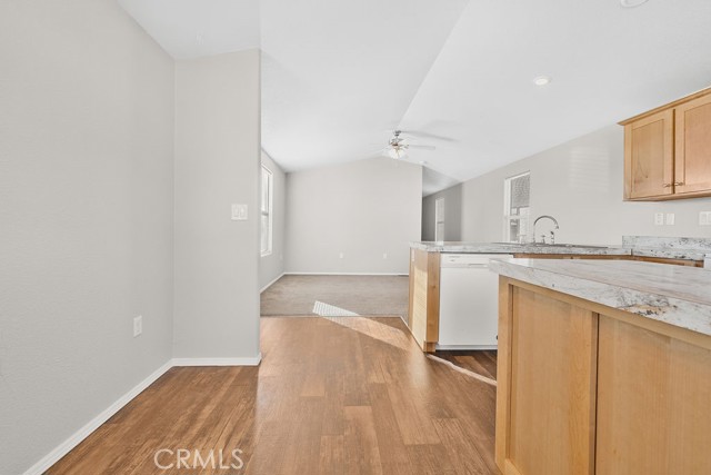 Detail Gallery Image 27 of 38 For 20843 Waalew Rd #B48,  Apple Valley,  CA 92307 - 3 Beds | 2 Baths