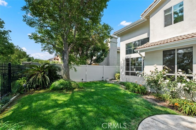 26112 Calle Cresta, Mission Viejo CA: https://media.crmls.org/medias/34acd24a-db09-474a-81aa-24aa51a5f988.jpg